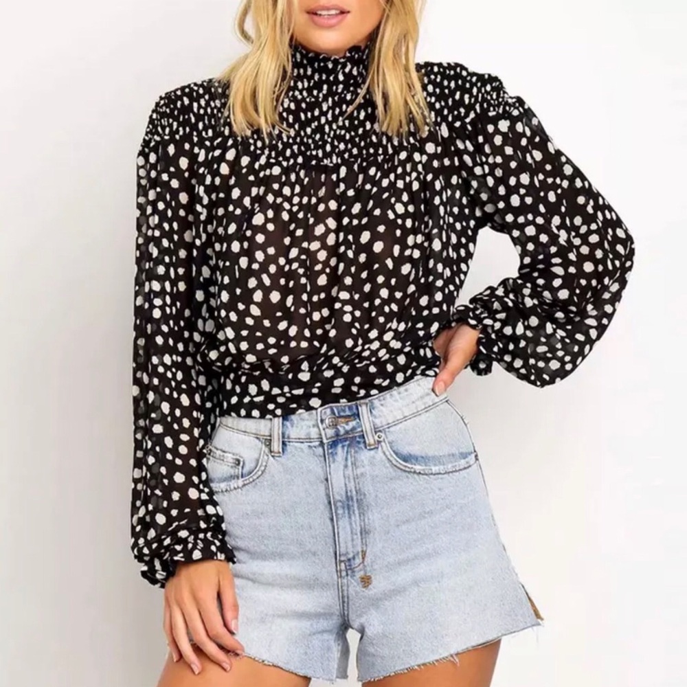 RELISTED SIZES MEDIUM & LARGE AVAILABLE Smocked Mock Neck Top - Picture 6 of 7